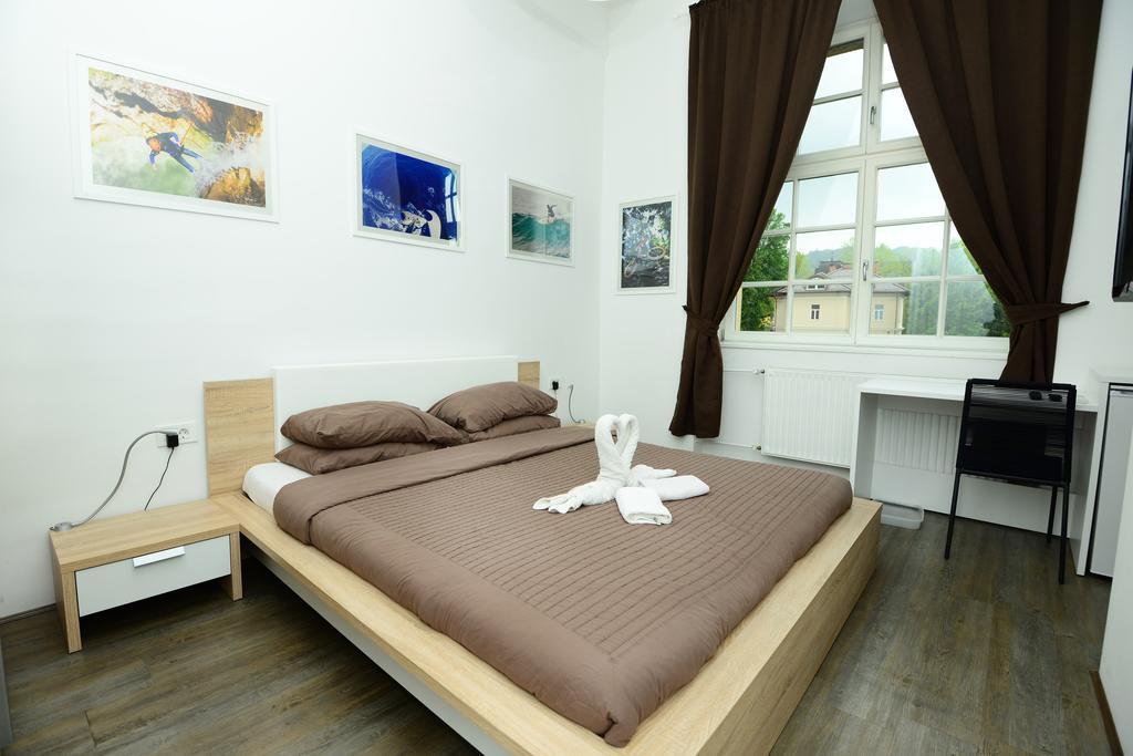 Galeria Rooms Ljubljana Rum bild